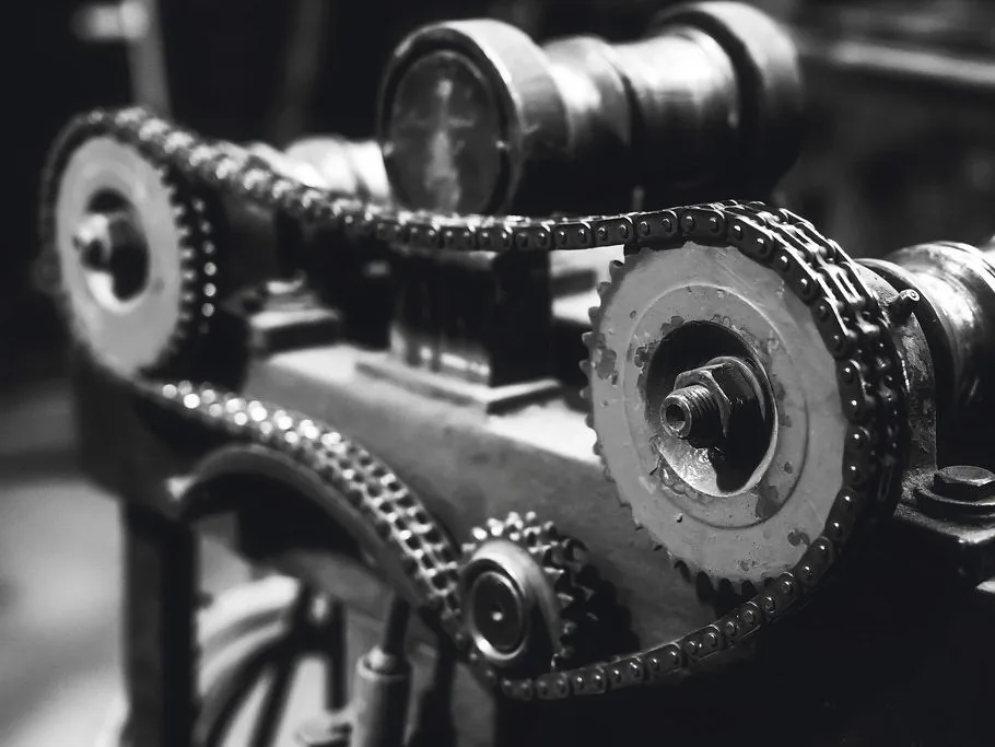 Workshop tooling and drive components
